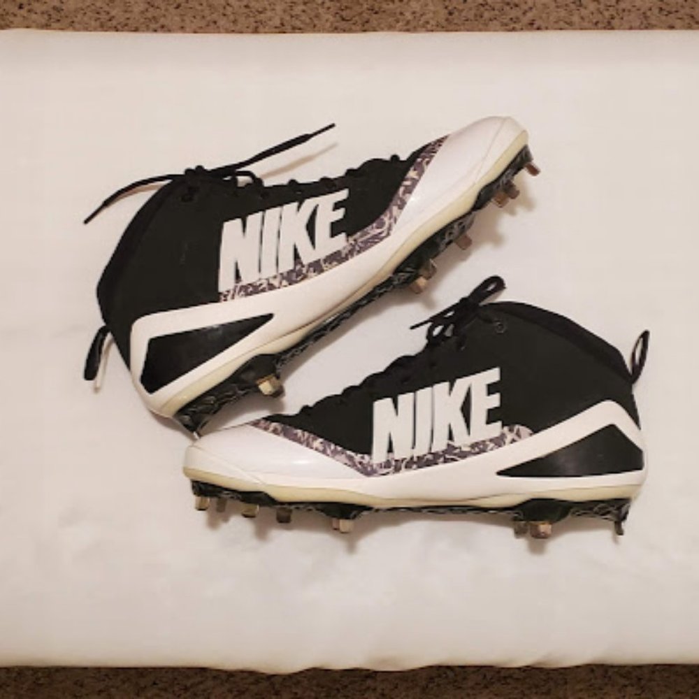 Nike Zoom Trout 4 Men's Metal Baseball Cleats - Black/White - Picture 5 of 7